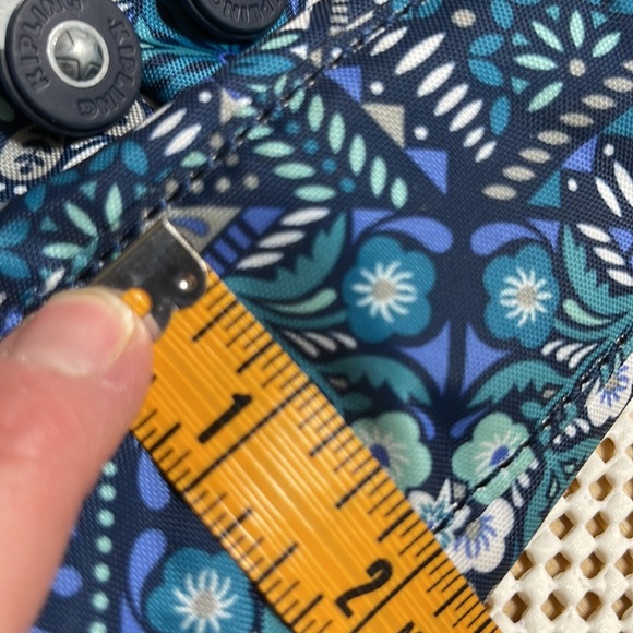 Kipling Angie Travel Cross Body Purse - Picture 14 of 14